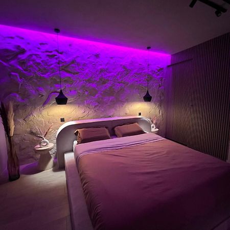Harmony Room Suite Avec Balneo Angers Exterior photo